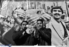 بهار آزادی در بهمن 95