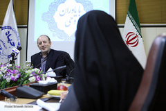 با یاوران وحی
