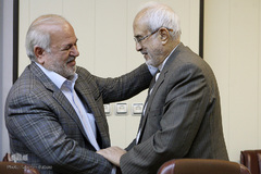 نشست ظهر دلنشین استاد ابوالفضل بهرام‌پور
