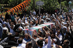 مراسم تشییع پیکر پاک مجاهد جانباز شهید حجت الاسلام سید «مهدی تقوی» از شهدای حادثه تروریستی مجلس در قم