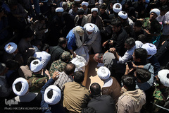 مراسم تدفین پیکر پاک مجاهد جانباز شهید حجت الاسلام سید «مهدی تقوی» از شهدای حادثه تروریستی مجلس در گلزار شهدای قم