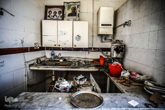 قهوه خانه ای که روزگاری پر رونق بوده است