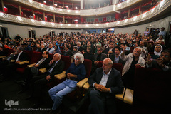 رونمایی از کتاب ششم استاد فرشچیان