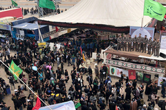 اجرای گروه محمدرسوالله(ص) در مسیر پیاده روی اربعین (عمود۸۲۸) موکب حضرت صاحب الزمان (عج) و ضبط تلویزیونی شبکه افق