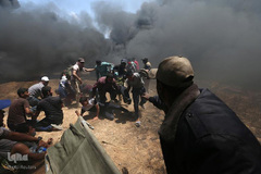 تظاهرات فلسطینیان معترض به انتقال سفارت آمریکا به بیت المقدس در نوار غزه