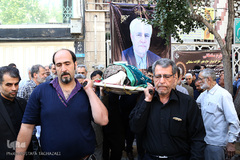 مراسم تشییع پیکر خادم القرآن مرحوم «غفور آقازاده سلطانی» بنیان‌گذار دارتحفیظ القرآن الکریم