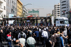 تشییع پیکر ۱۳۵ شهید گمنام دفاع مقدس