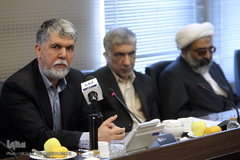 حجت الاسلام محمد عبداللهیان، عبدالهادی فقهی‌زاده و سید عباس صالحی درنشست شورای سیاست‌گذاری پانزدهمین دوره همایش بانوان قرآن‌پژوه