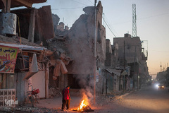 «احمد العبادی» می‌گوید: وقتی داعش در سال 2014 وارد موصل شد، این شهر در سکوت فرو رفت. بله ما همه در مورد آنچه امروز تاوان آن را می‌پردازیم اشتباه کردیم. 