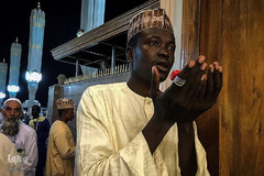 بارگاه قدسی پیامبر اکرم(ص) در مدینه منوره