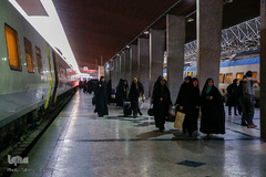 ورود بانوان قرآن پژوه به مشهد مقدس