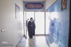 ورود آیت الله سید مصطفی محقق داماد به خبر
گزاری ایکنا جهت حضور در مراسم رونمایی از تفسیر «شمس»