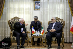 اولین دوره گفتگوی دینی مرکز گفتگوی ادیان و فرهنگ‌ها و هیات کاتولیک فرانسه