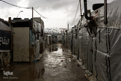 طوفان اردوگاه پناهندگان سوری را تخریب کرد