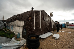 طوفان اردوگاه پناهندگان سوری را تخریب کرد