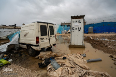 طوفان اردوگاه پناهندگان سوری را تخریب کرد