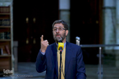 حمید شاه آبادی، معاون صدای سازمان صداوسیما در مراسم بدرقه کاروان قرآنی انقلاب از بارگاه نورانی امام خمینی (ره)