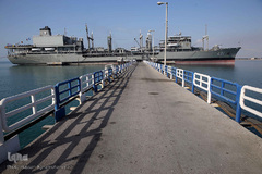 محفل انس با قرآن کاروان قرآنی انقلاب بر عرشه ناو ارتش