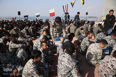 محفل انس با قرآن کاروان قرآنی انقلاب بر عرشه ناو ارتش