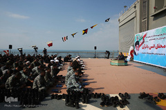 محفل انس با قرآن کاروان قرآنی انقلاب بر عرشه ناو ارتش