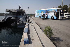 برگزاری محفل انس با قرآن کریم در عرشه ناو شهید محمد ناظری نیروی دریایی سپاه هرمزگان