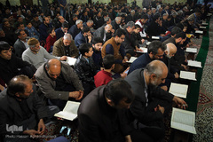 محفل انس با قرآن کاروان قرآنی انقلاب در  امامزاده حسین ابن موسی کاظم(ع) شهرستان طبس