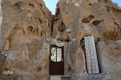 زندگی در دل صخره (روستای کندوان)