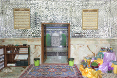 ⁨آستان مقدس امامزادگان هادی و علینقی(ع)