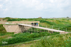 محوطه باستانی کاخ آپادانا و قلعه شاهی در شوش