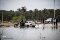 سیلاب در شهرستان کارون و تلاش برای مقابله با آن