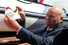 مراسم تحویل کمک‌های بشردوستانه آلمان برای سیل‌زدگان ایران