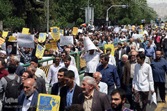 راهپیمایی نمازگزاران تهرانی در حمایت از بیانیه شورای عالی امنیت ملی