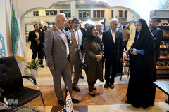 حضور رفعت مسعود، سفیر پاکستان در غرفه ایکنا