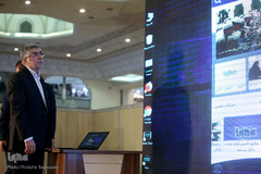 رونمایی از اپلیکیشن خبرگزاری ایکنا توسط سید حمیدرضا طیبی، رییس جهاددانشگاهی در بیست و هفتمین نمایشگاه قرآن کریم