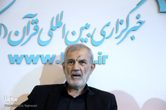 حسن غفوری‌فرد در غرفه ایکنا در آخرین روز بیست و هفتمین نمایشگاه بین‌المللی قرآن کریم