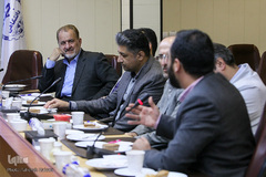 نشست «بررسی فعالیت‌های قرآنی و غفلت‌ رسانه‌ها»