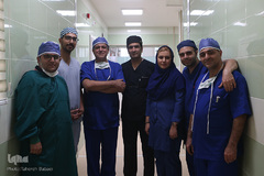 خبرنگاران مشغول کارند