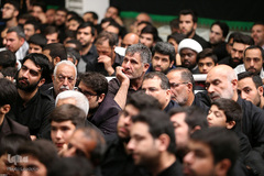 مراسم عزاداری شب تاسوعای حسینی در حسینه امام‌خمینی(ره)