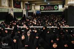 مراسم عزاداری شب تاسوعای حسینی در حسینه امام‌خمینی(ره)