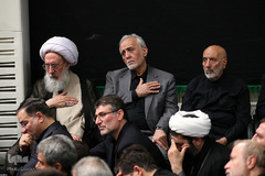 مراسم عزاداری شب تاسوعای حسینی در حسینه امام‌خمینی(ره)