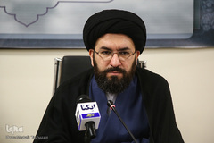 حجت‌الاسلام والمسلمین سیدمصطفی حسینی، رئیس مرکز امور قرآنی سازمان اوقاف و امور خیریه در نشست خبری چهل و دومین دوره مسابقات سراسری قران کریم