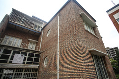 خانه موزه معمار لُرزاده