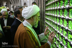 تجدید میثاق مهمانان سی و سومین کنفراس وحدت اسلامی با آرمان های امام