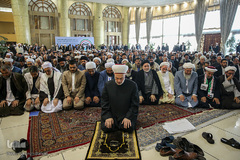 اقامه نماز وحدت به امامت شیخ فرفور، از مفتیان بزرگ سوریه