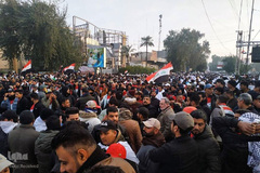 خروش میلیونی عراقی ها برای خروج تروریست های آمریکایی‌