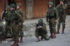 درگیری میان شهروندان فلسطینی و نظامیان صهیونیست