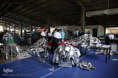 بازدید خبرنگاران از خط تولید لوازم بهداشتی هلال احمر ایران