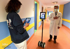 ربات ها در خدمت درمان کرونا