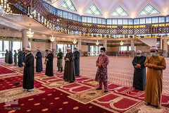 اقامه نماز جمعه در یکی از مساجد شهر کوالالامپور مالزی با رعایت فاصله اجتماعی

