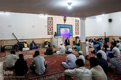 مراسم ختم قرآن در نماز تراویح نمازگزاران اهل تسنن مشهد